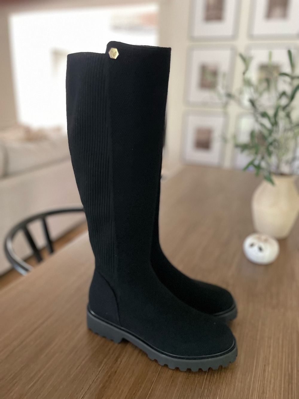 Vivaia Filipa Knee High Lug Boots Black Wool Size 9.5